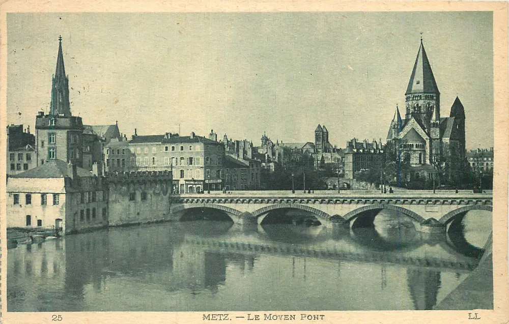 Metz — O Meio Ponte — LL, n°25 - Frente