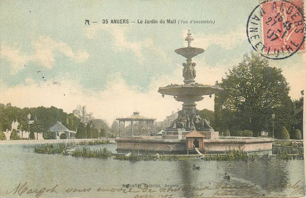 Angers — Le Jardin du Mail (Vue d'ensemble) — Nouvelles Galeries, Angers - Frente