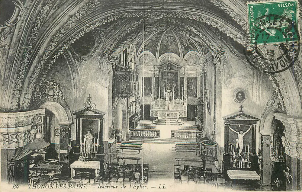 Thonon-les-Bains — Interior da Igreja — LL. - Frente