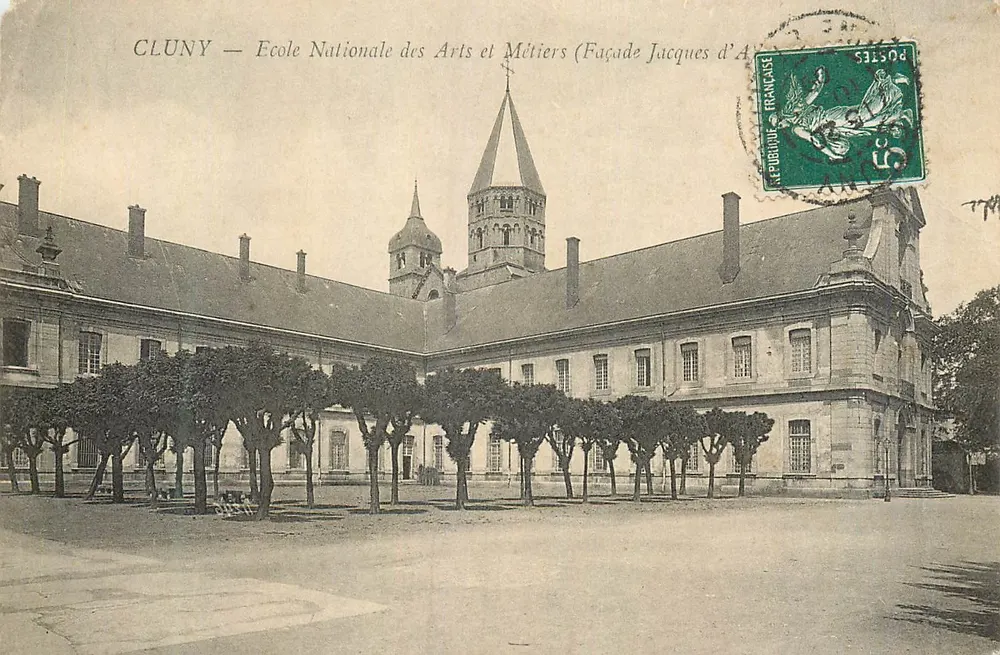 Cluny — École Nationale des Arts et Métiers (Façade Jacques d'Arc) - Vorderseite