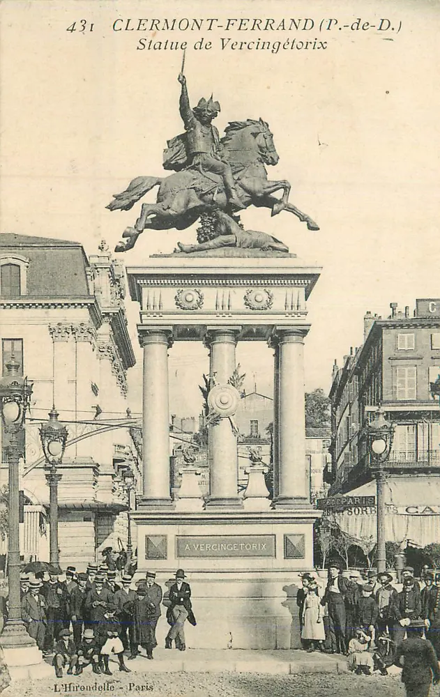 Clermont-Ferrand (P.-de-D.) — Estátua de Vercingétorix — L' Hirondelle, Paris, n°431 - Frente