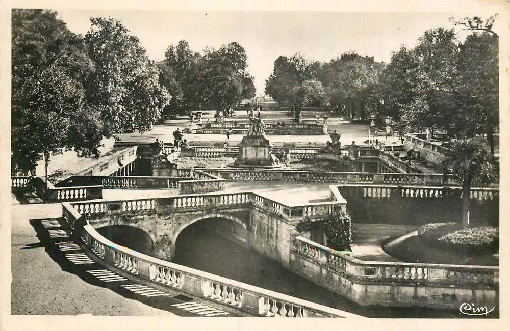 Jardim do Bispo em Rennes — vista panorâmica — Cim - Frente