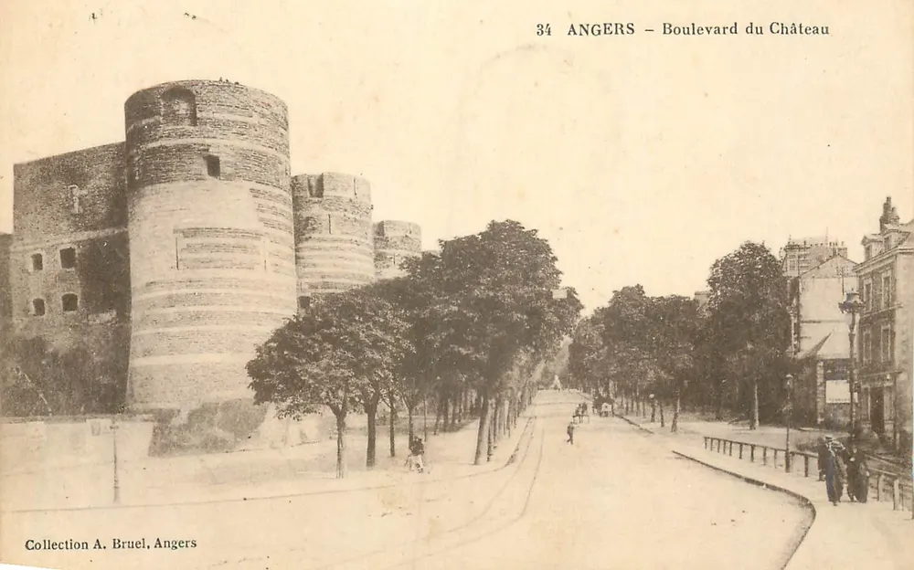 Angers — Bulwar Zamku — Zbiór A. Bruel, Angers - Awers