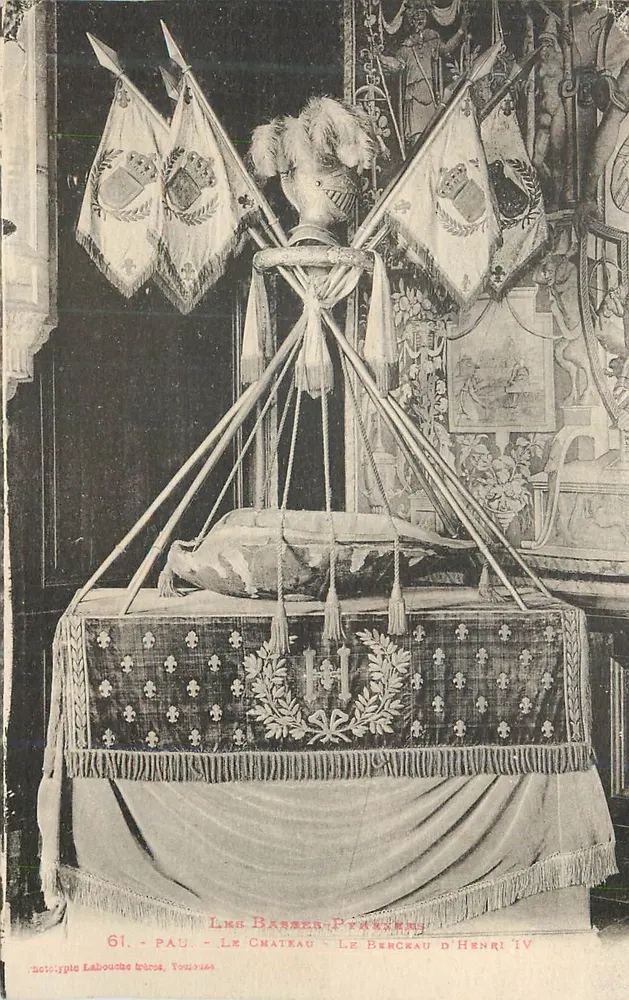 Het Kasteel - Het Berceau van Hendrik IV — Pau, Benedenpirinees - Voorkant