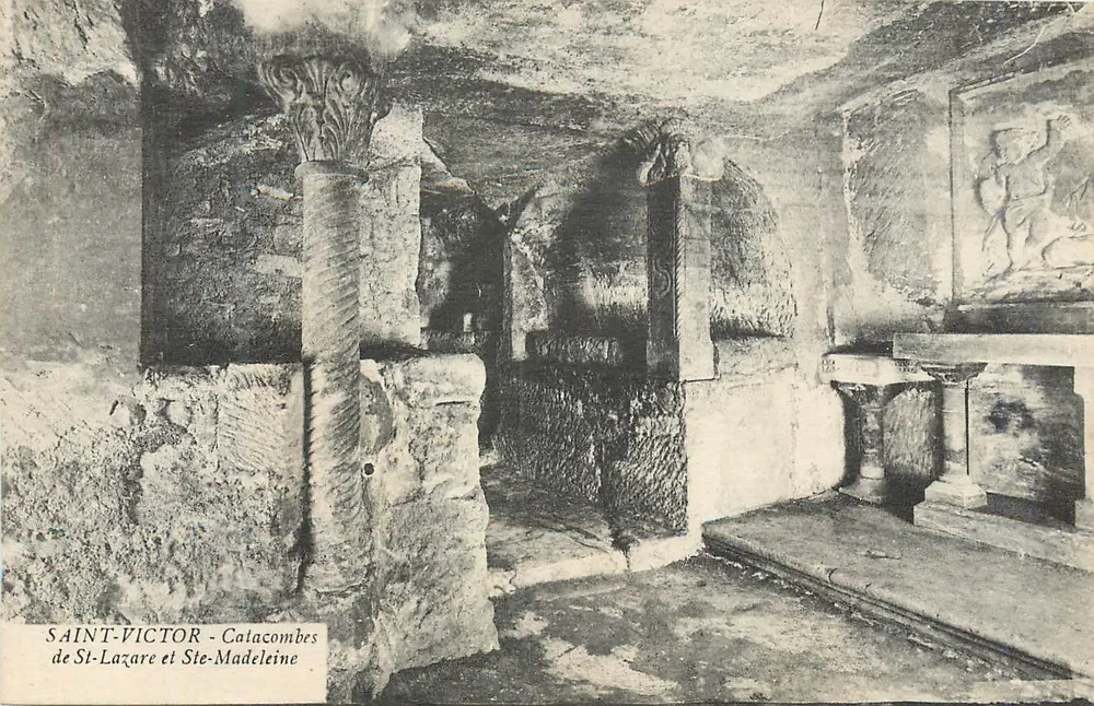 Saint-Victor - Katakomben von St-Lazare und Ste-Madeleine - Vorderseite