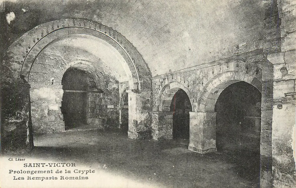 Saint-Victor — Verlängerung der Krypta, die römischen Mauern — Cl Léser - Vorderseite