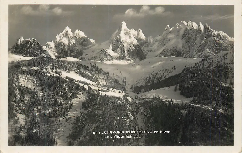 As Agulhas do Mont-Blanc — Chamonix-Mont-Blanc no inverno — série 544 - Frente