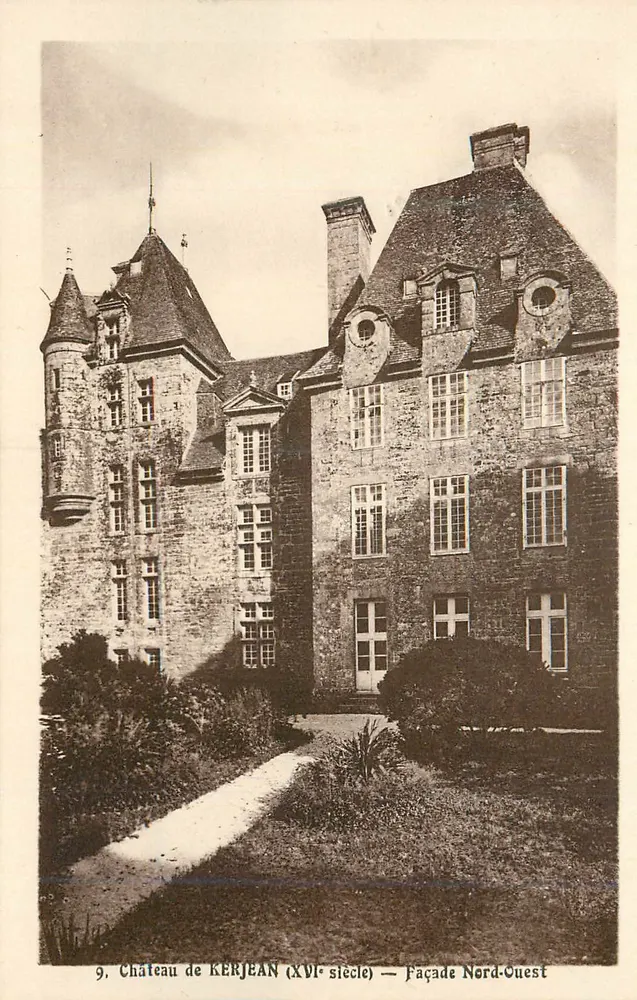 Schloss KERJEAN (16. Jahrhundert) — Nordwestfassade - Vorderseite