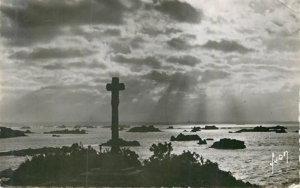 Croix de la Pointe du Jour — JON — editor JON n° 107 - Frente