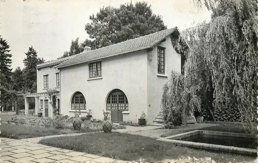 Haus mit Pool und Garten — Verleger unbekannt - Vorderseite