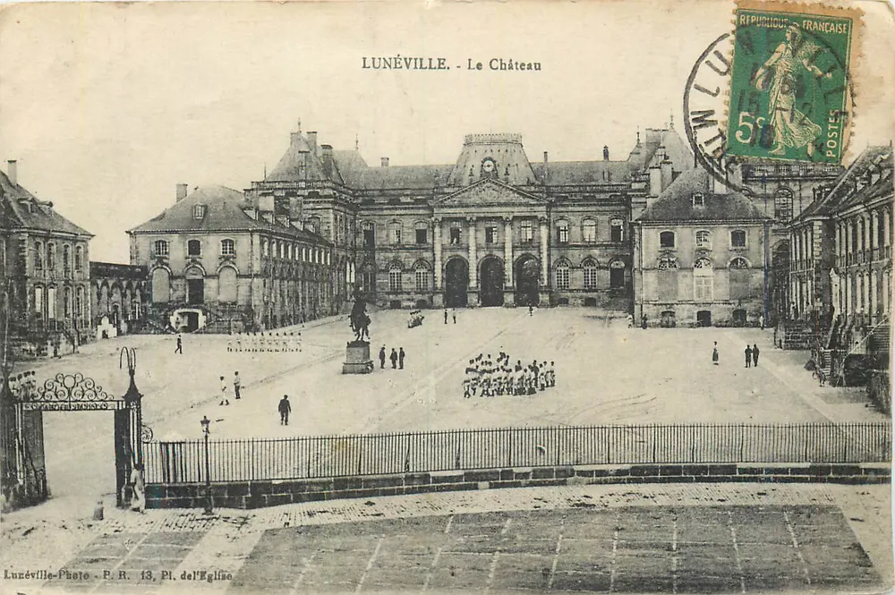 Lunéville - O Castelo — Foto E. R. del'Eglise, n°13 - Frente