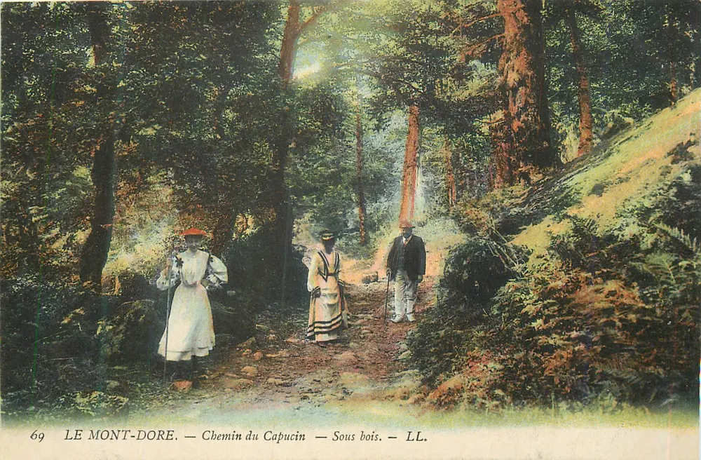 LE MONT-DORE — Capucin-Pfad — Unterholz — LL. - Vorderseite