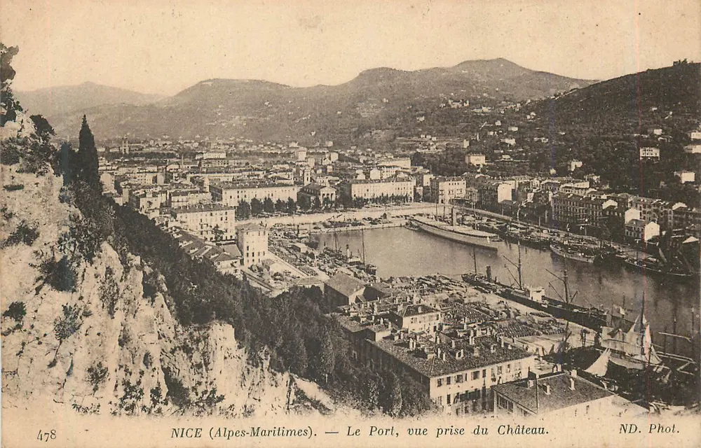 NICE (Alpes-Maritimes) — Der Hafen, Ansicht vom Schloss — ND. Phot. - Vorderseite