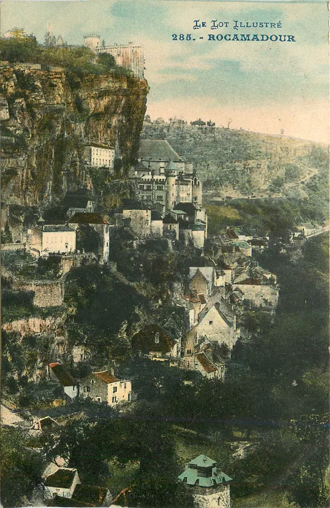 Rocamadour — vista panorâmica do vilarejo elevado — Le Lot Illustré, n° 285 - Frente