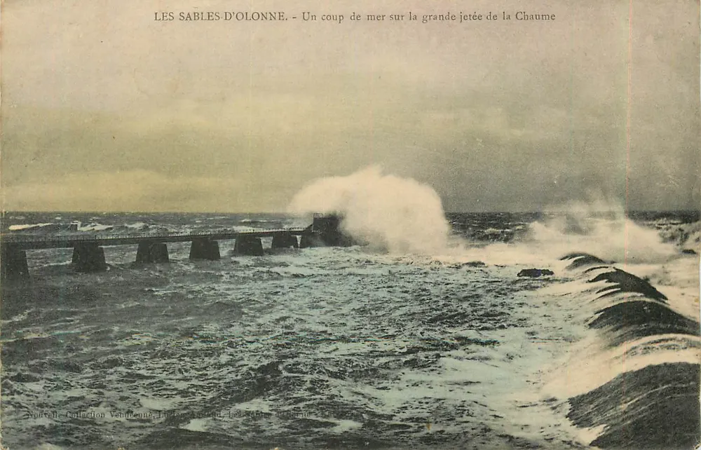 Les Sables-d'Olonne — Ein Meeressturm auf der großen Mole von La Chaume — Sammlung Vendeune - Vorderseite