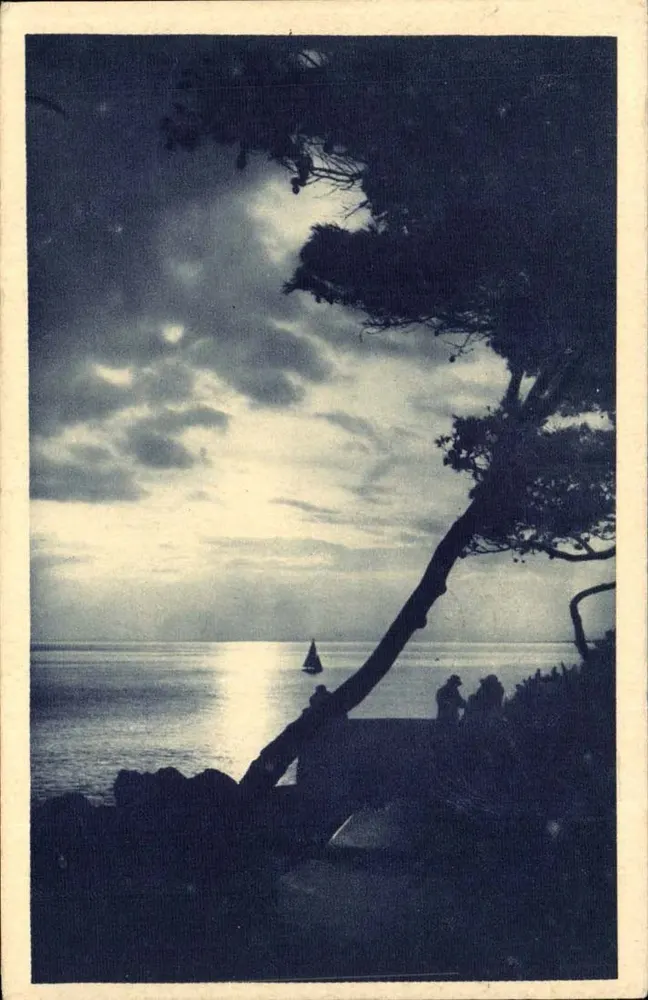 Pôr do sol na Costa Azul — Saint-Tibéry — editor não visível - Frente