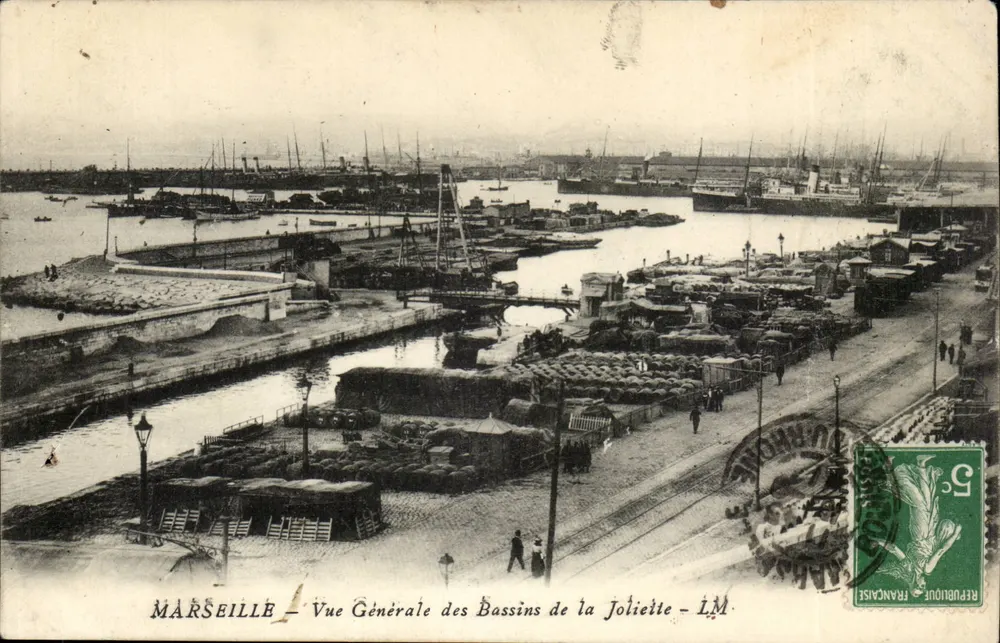 Marseille — Allgemeiner Blick auf die Basins der Joliette — LM - Vorderseite
