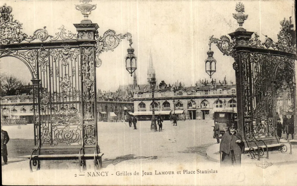 NANCY — Grades de Jean Lamour e Place Stanislas — editor não identificado, n° de série 2 - Frente