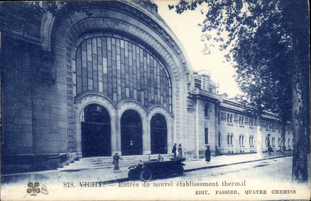 Vichy — Eingang zum neuen Thermalbad — Edit. Fassier, Quatre Chemins - Vorderseite