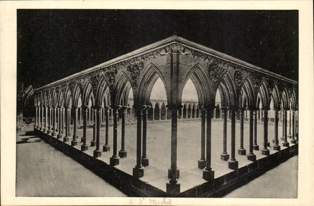 Abadia do Monte Santo Michel — Claustro — Edição dos Monumentos Históricos, Paris, VIII - Frente