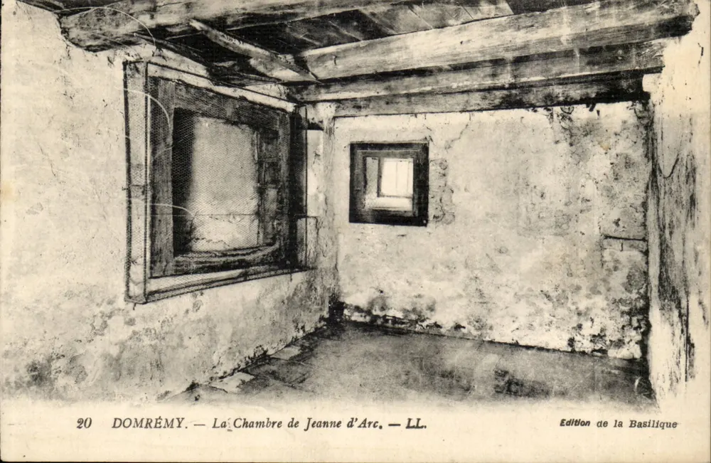Domrémy — Zimmer von Jeanne d'Arc — Ausgabe der Basilika - Vorderseite
