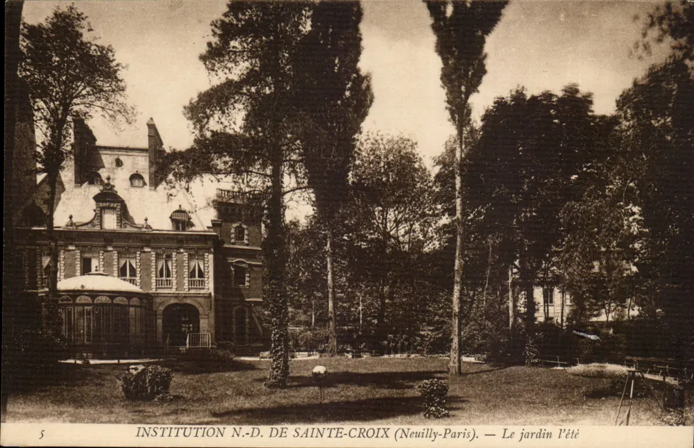 Institution N.-D. de Sainte-Croix — Der Garten im Sommer — (Neuilly-Paris) - Vorderseite