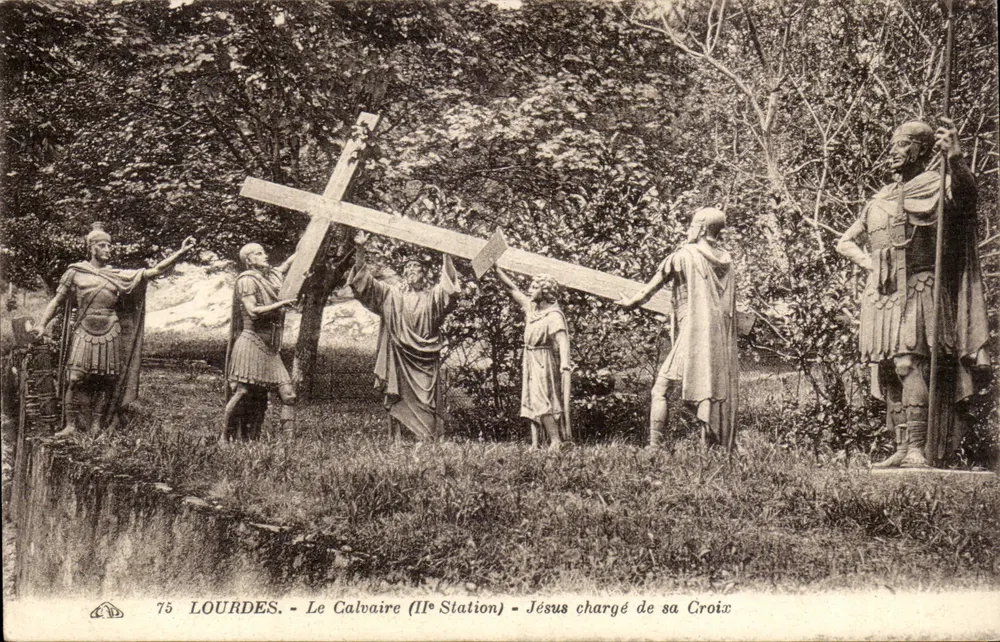 Lourdes - Das Calvarium (zweite Station) - Jesus trägt sein Kreuz - Vorderseite