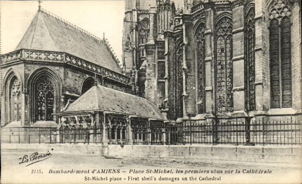 Amiens - Place St-Michel - Die ersten Granaten auf die Kathedrale - Vorderseite