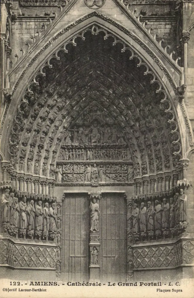 Amiens - Kathedrale - Der Große Portal - Supra-Platten - Objektiv Lacour-Berthiot - Vorderseite