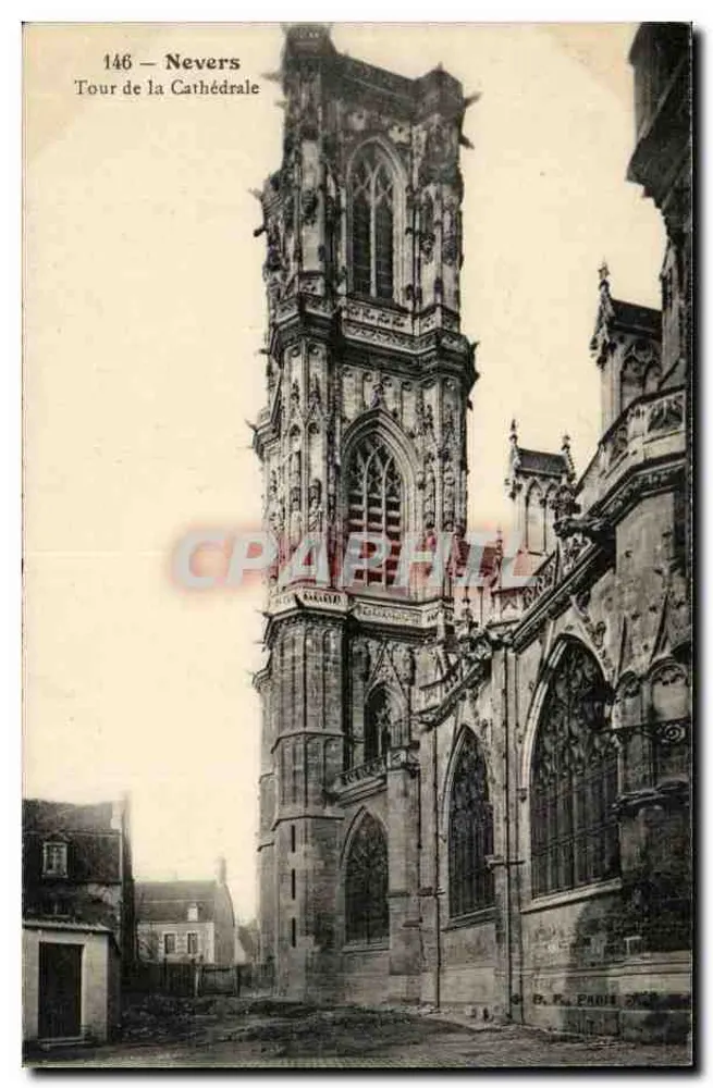 Nevers — Torre da Catedral — B.P. PARIS 7542 - Frente