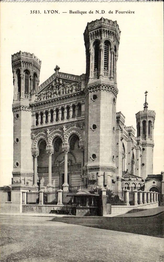 LYON — Basílica de N.S. da Fourvière — editor Buvette, n° 3583 - Frente