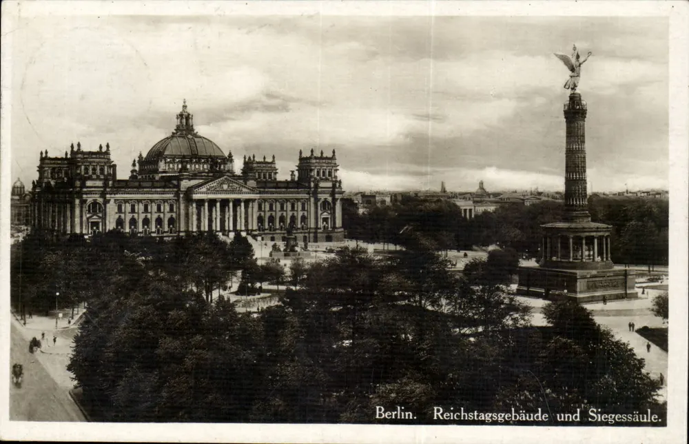 Berlín. Edificio del Reichstag y Columna de la Victoria — Fotografía auténtica, n° 102 - Anverso