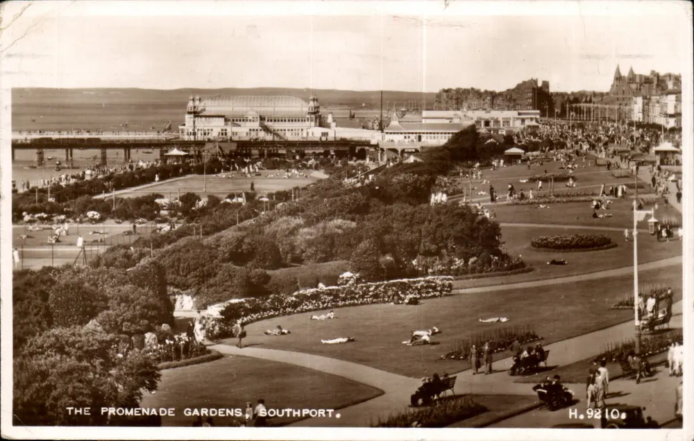 Die Gärten der Promenade, Southport — Panoramablick — Valentine & Sons, Ltd. n° H.9210 - Vorderseite