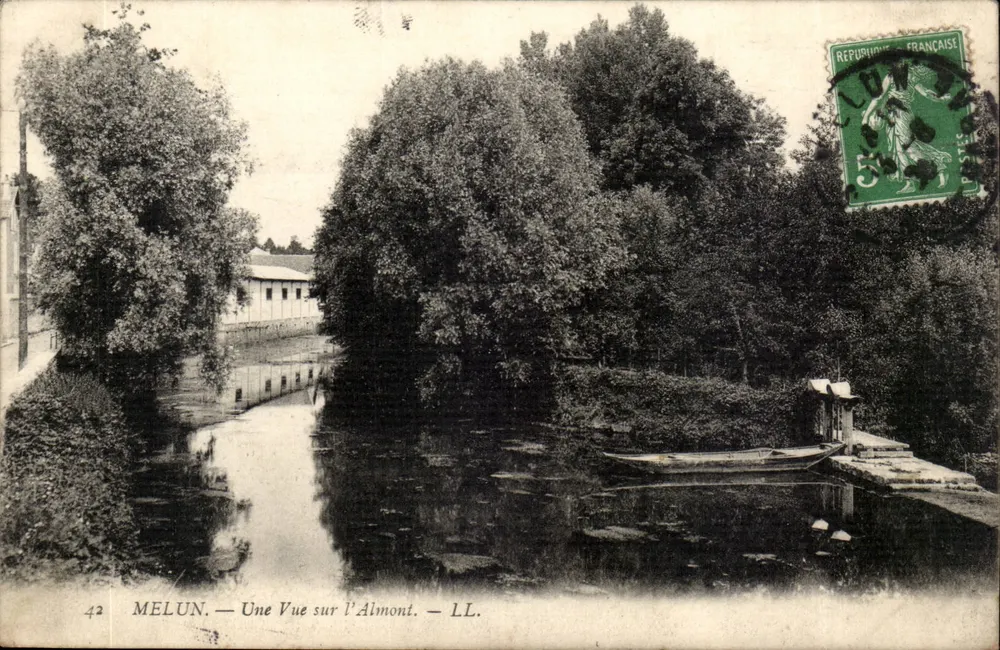 MELUN — Uma Vista sobre o Almont — LL. - Frente