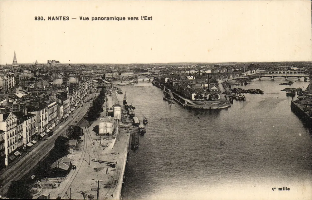 NANTES — Vista panorâmica para o Leste — 5º milheiro - Frente