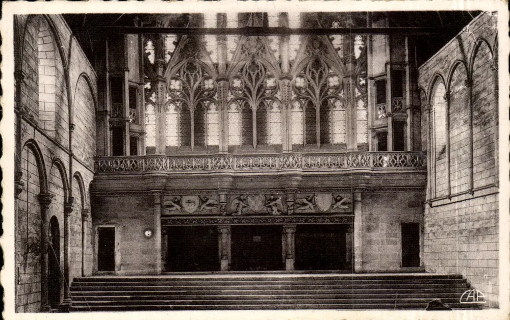 Palast der Justiz — Die Kamin der Grafen von Poitiers — Verlag C. Des Aulnay & Cie, Nr. 109 - Vorderseite