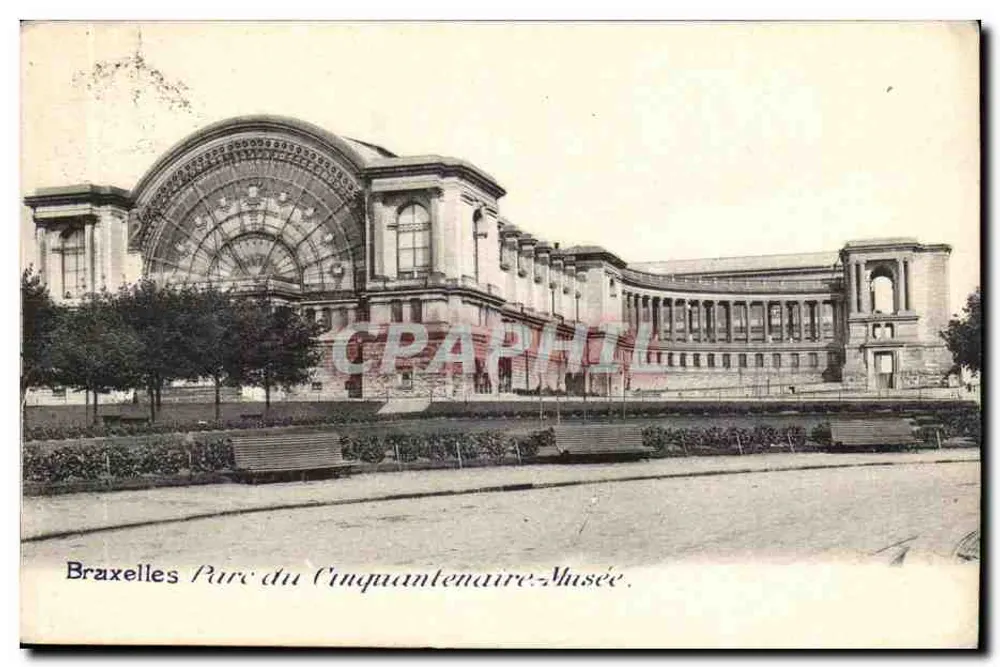 Brüssel — Park des Cinquantenaire — Museum - Vorderseite