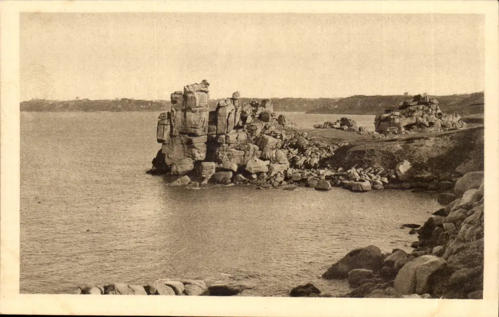 Les Rochers du Squevel — Ploumanach-en-Perros-Guirec (Côtes-d'Armor) — Fototipia A. Bruel, Angers - Frente