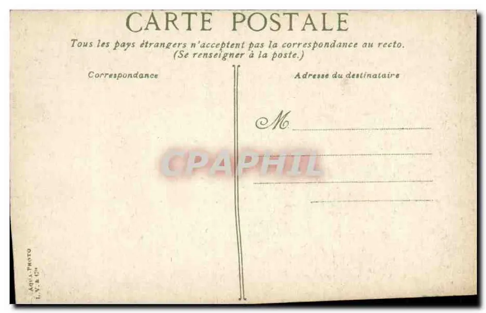 Ansicht des Hafens von Trouville — Boot und Promenade — Verleger AQUILA PHOTO - Rückseite