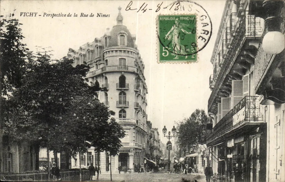 Vichy – Perspektive der Rue de Nîmes — unbekannter Verlag, Nr. 39 - Vorderseite