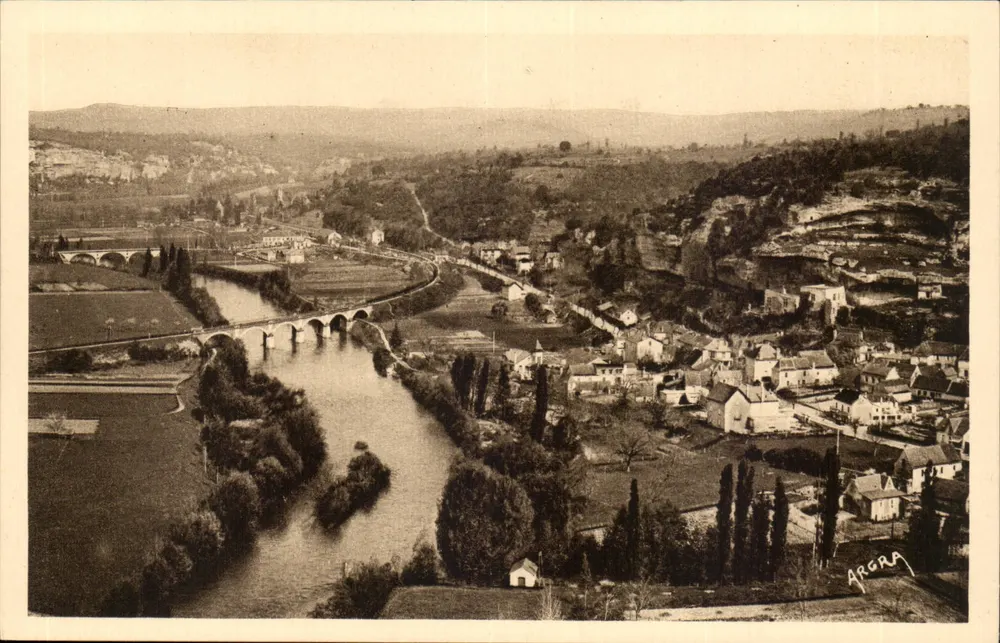 Les Eyzies (Dordogne) — Vista geral — Arts Graphiques de la Concorde - Frente