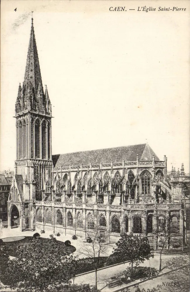 Caen — A Igreja de São Pedro — NDZ Phot. - Frente