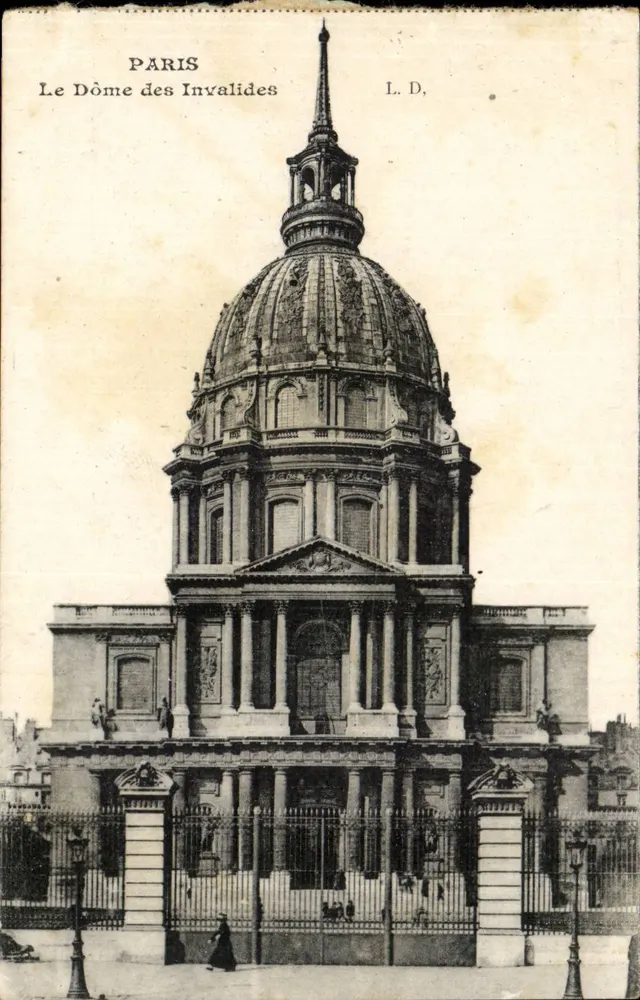 Paris — O Dôme dos Invalides — L. D. - Frente