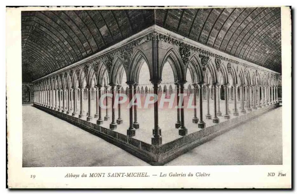 Abadia do MONT-SAINT-MICHEL — As Galerias do Claustro — ND Phot - Frente