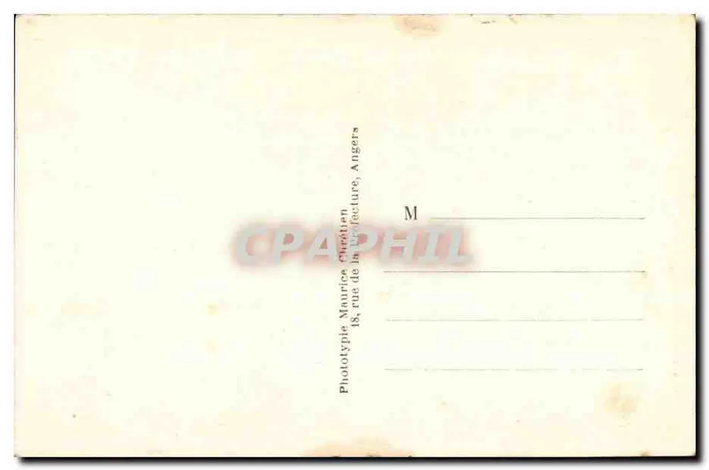 Chantemerle (D.-S.) — O interior da Capela — L.V. fot. - Verso