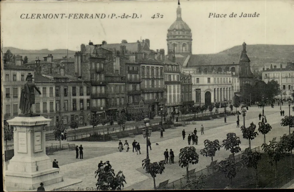 Clermont-Ferrand — Place de Jaude — Collezione delle Galleys - Recto