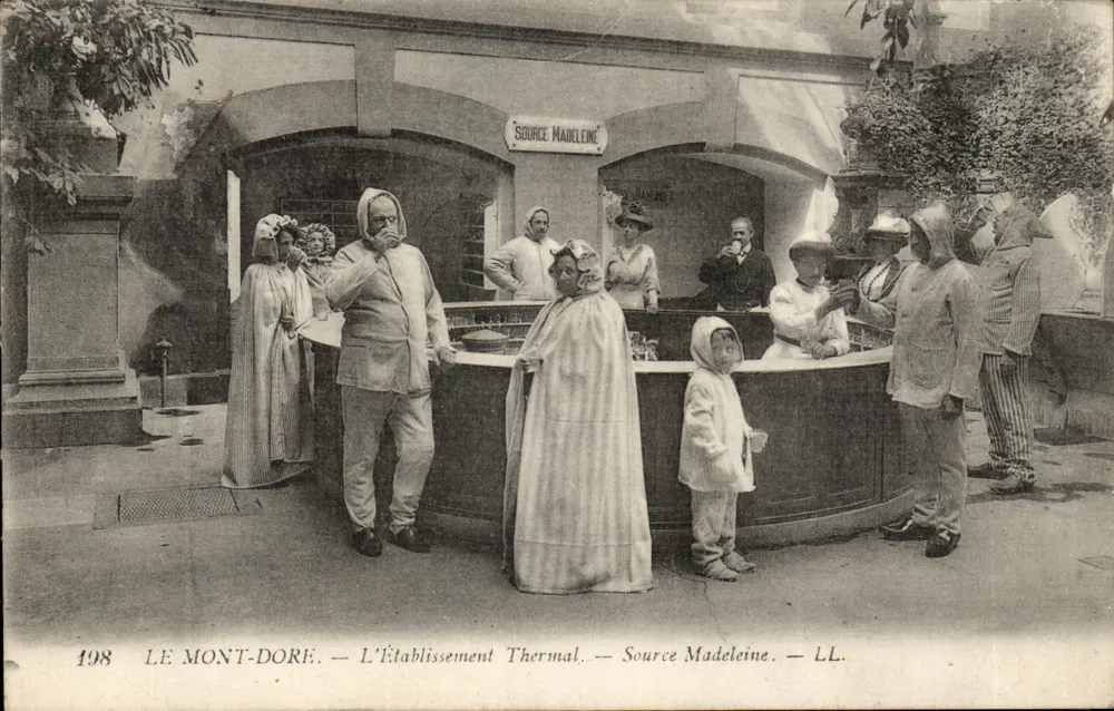 Le Mont-Dore — Das Thermalbad — Quelle Madeleine — LL. — Nr. 198 - Vorderseite