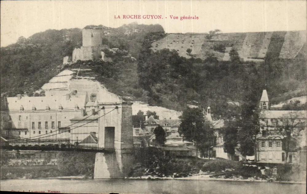 La Roche-Guyon - Algemene uitzicht — Lasergne Vernan - Voorkant