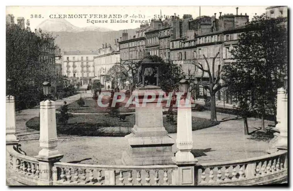Clermont-Ferrand (P.-de-D.) — Estátua de Blaise Pascal — Square Blaise Pascal — Editor: H. Hébert, n° 386 - Frente