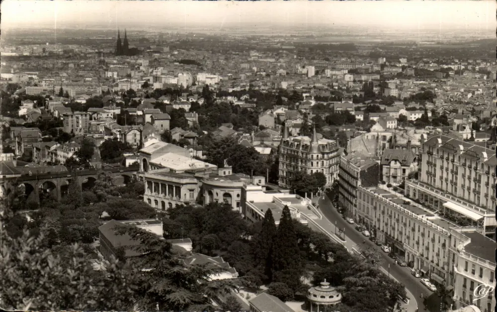 Royat — Vista geral — RéalPhoto, n° 1801 - Frente